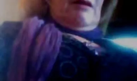 બેવર્લી લીન, Stacy peeped intim Burke, ટેલર બિકીની જાઓ-જાઓ